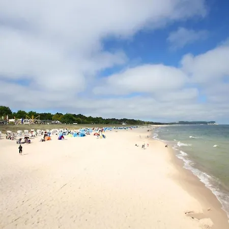 F-1010 Strandhaus Moenchgut Doppelzimmer Nr 35 Отель
