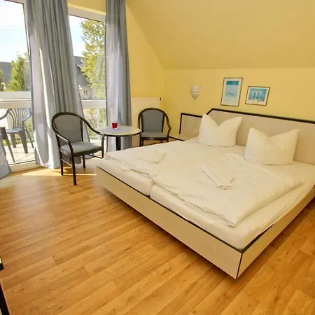 Отель F-1010 Strandhaus Moenchgut Doppelzimmer Nr 35 Лоббе