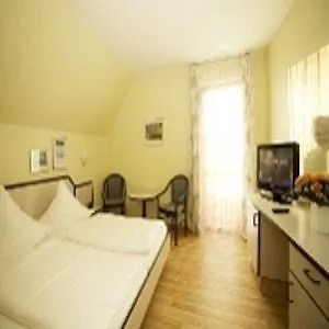 F-1010 Strandhaus Moenchgut Doppelzimmer Nr 35 3* Лоббе